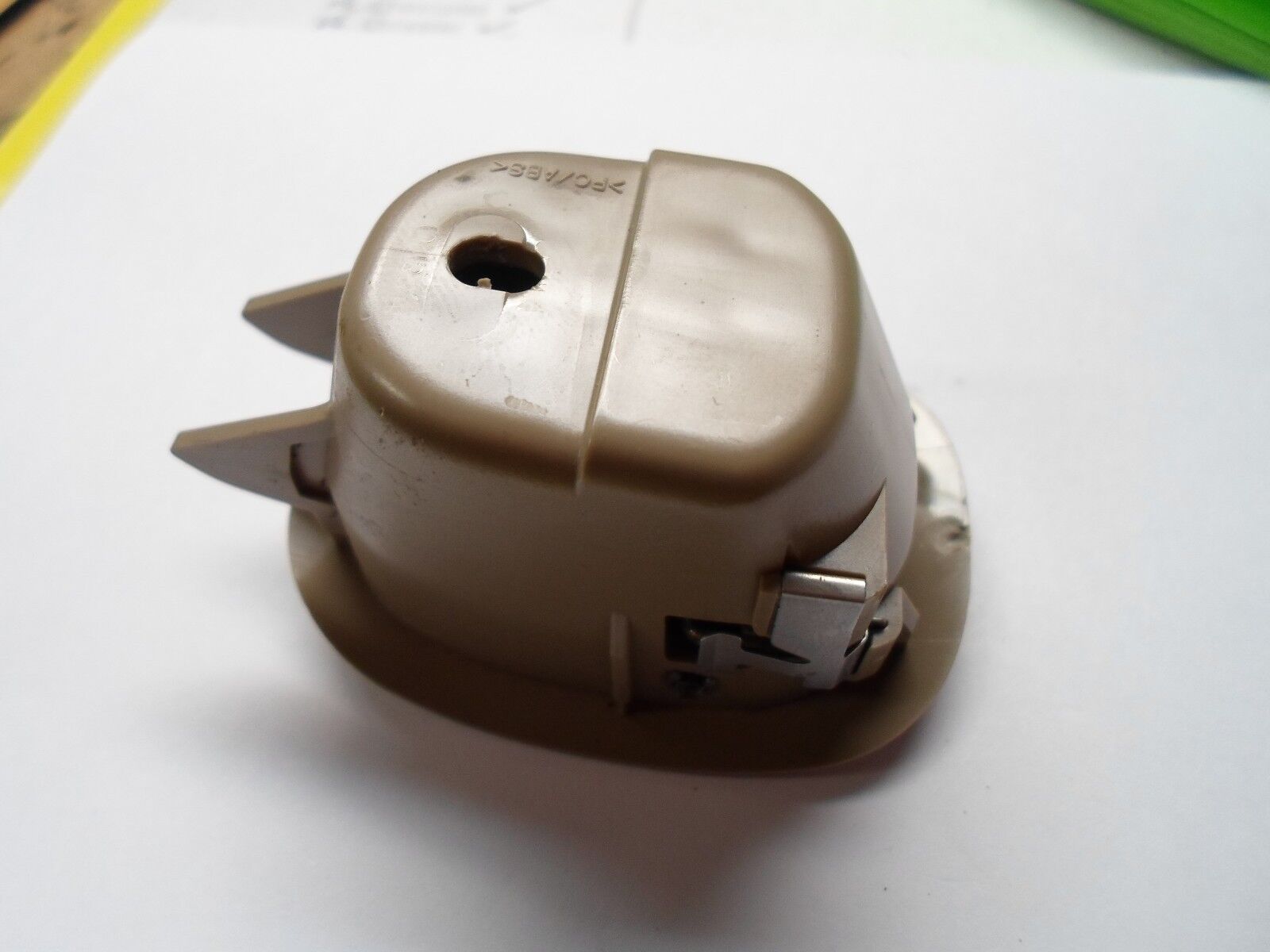 99 00 01 02 03 04 HONDA ODYSSEY GARMENT COAT HOOK HANGER OEM FREE SHIPPING! - RarePartsFinder.Com