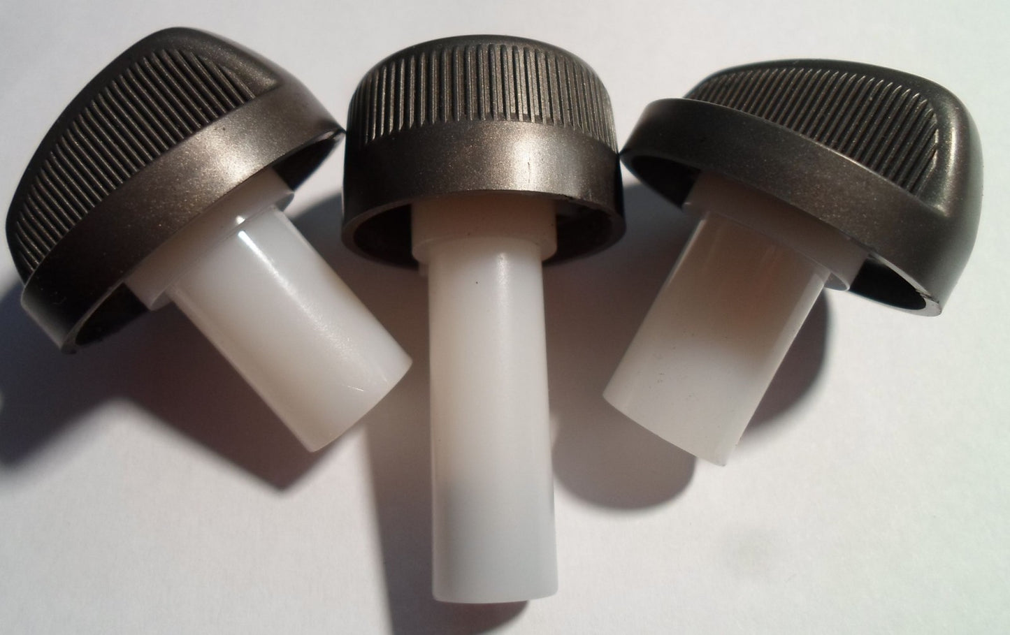 05 06 07 08 09 SUBARU LEGACY OUTBACK CLIMATE CONTROL KNOB SET OEM 72363AG070; 72363AG080