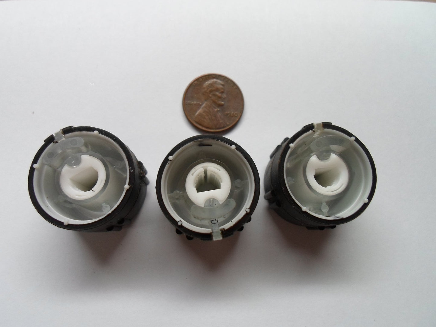 04 05 06 07 08 CHEVY MALIBU CLIMATE CONTROL HVAC KNOB SET OEM  15207612
