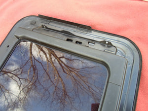 2004 HYUNDAI ELANTRA OEM YEAR SPECIFIC SUNROOF GLASS NO ACCIDENT! FREE SHIPPING!