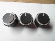 04 05 06 07 CHEVY MALIBU  CLIMATE CONTROL HVAC KNOB SET  OEM FREE SHIPPING! - RarePartsFinder.Com
