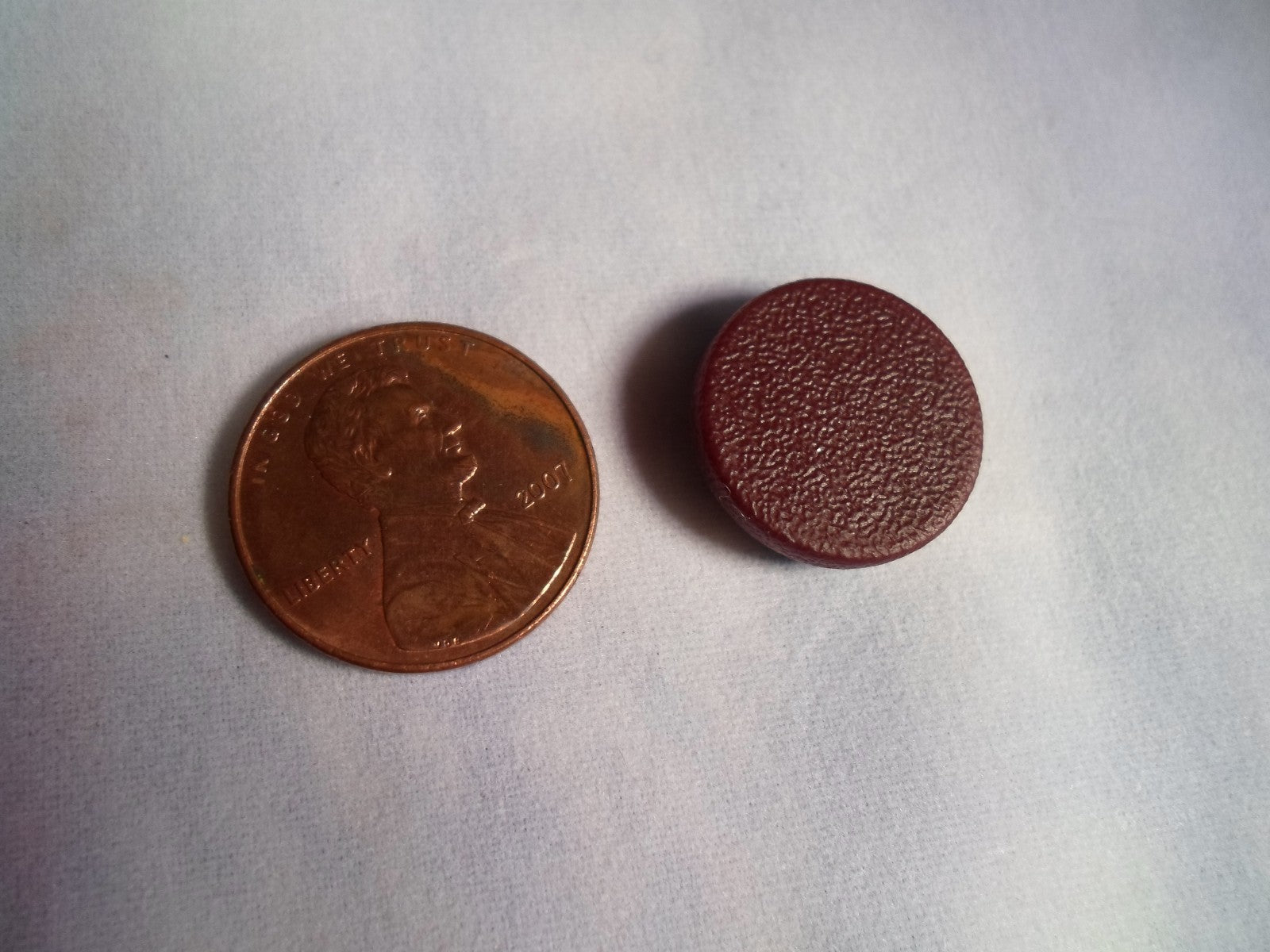 Suburban Tahoe Yukon Red Pull/Grab/Assist Handle Screw Bolt Cover Plug Cap OEM - RarePartsFinder.Com