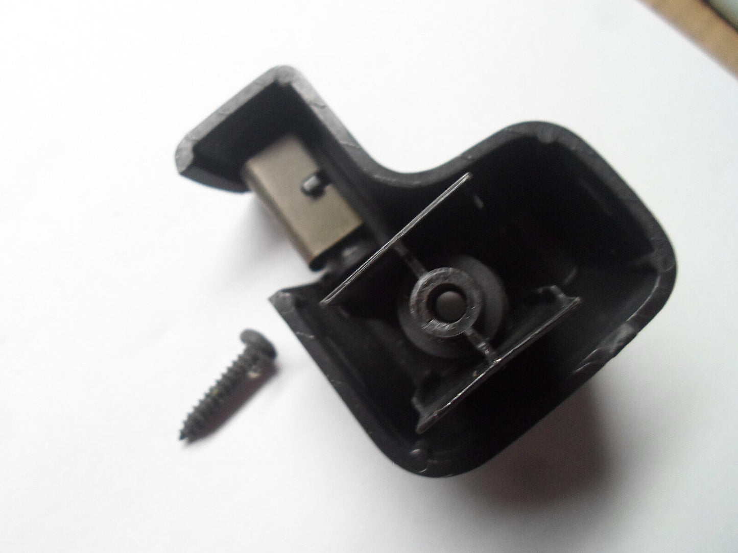 2003 LINCOLN LS PASSENGER DUAL SUN VISOR CLIP W/SCREW OEM FREE SHIPPING! - RarePartsFinder.Com