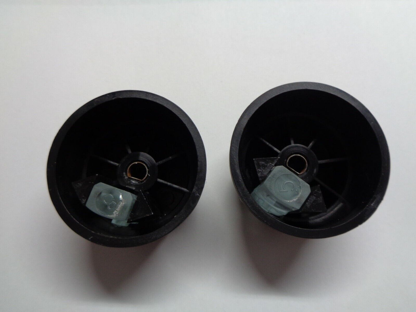 2000 - 2006 HYUNDAI SANTA FE CLIMATE CONTROL KNOB SET OEM FACTORY FREE SHIPPING! - RarePartsFinder.Com