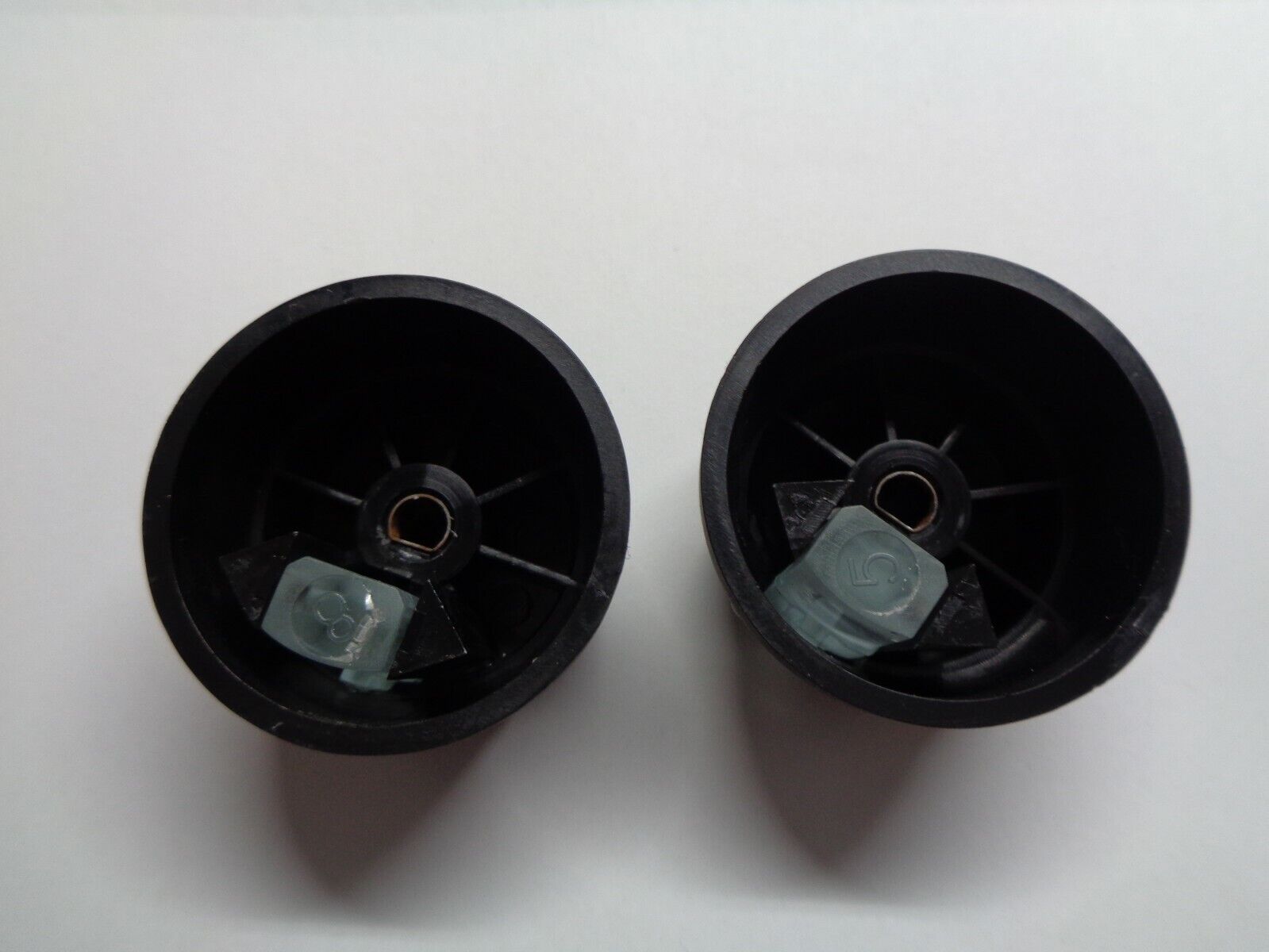 2000 - 2006 HYUNDAI SANTA FE CLIMATE CONTROL KNOB SET OEM FACTORY FREE SHIPPING! - RarePartsFinder.Com