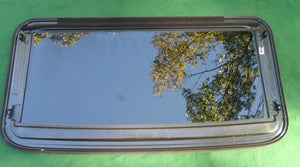 2009 SUBARU LEGACY SEDAN OEM YEAR SPECIFIC FACTORY SUNROOF GLASS  FREE SHIPPING