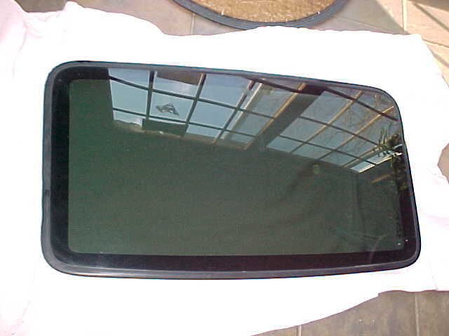 1999 CHRYSLER LHS YEAR SPECIFIC SUNROOF GLASS PANEL NO ACCIDENT OEM FREE SHIP - RarePartsFinder.Com