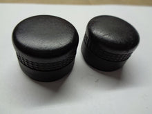 2005 2006 2007 SATURN  RELAY  RADIO STEREO TUNER KNOB SET OEM FREE SHIPPING! - RarePartsFinder.Com