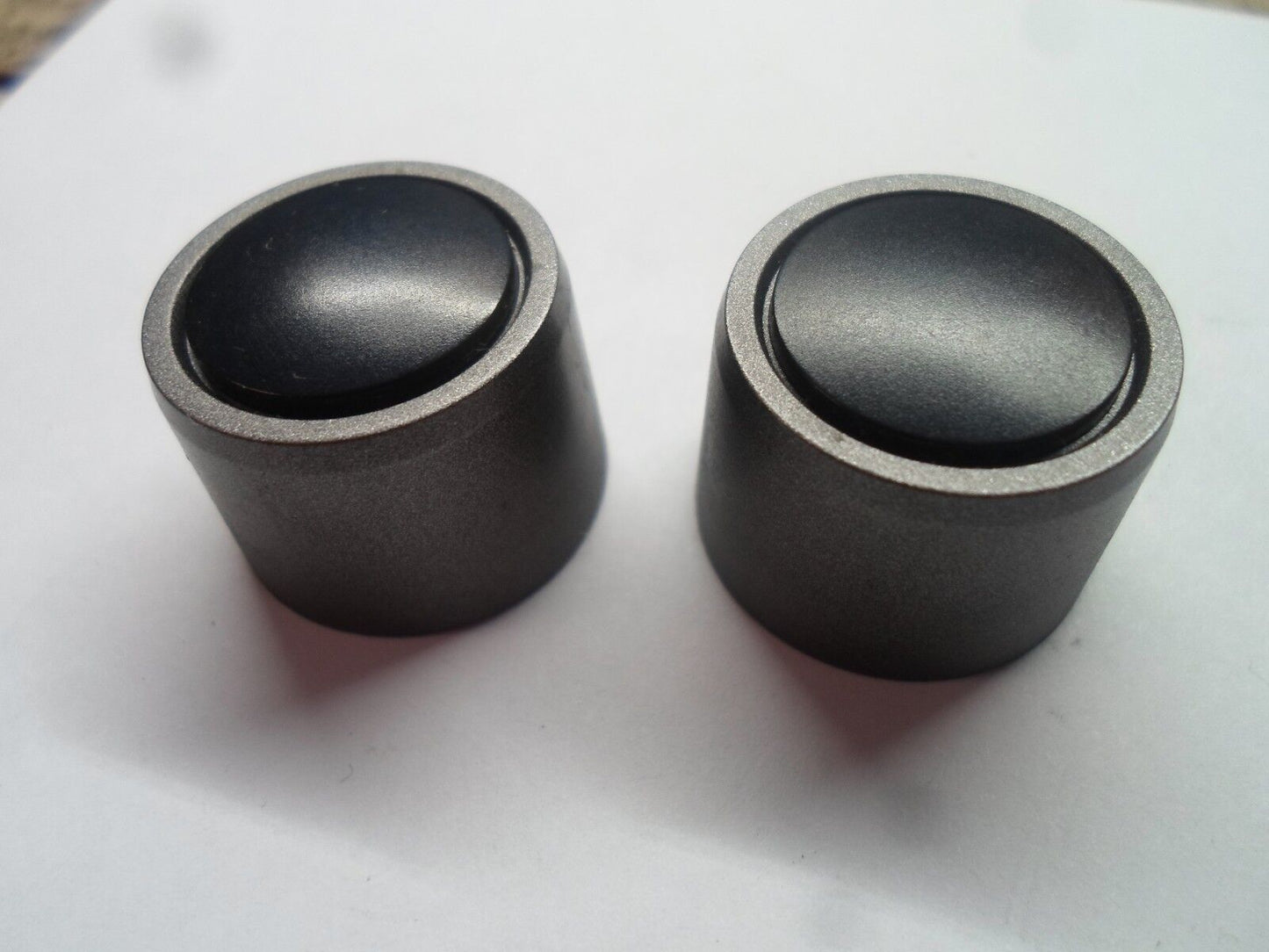 02 03 04 ISUZU AXIOM RADIO STEREO TUNER SELECTOR KNOB SET OEM! FREE SHIPPING!