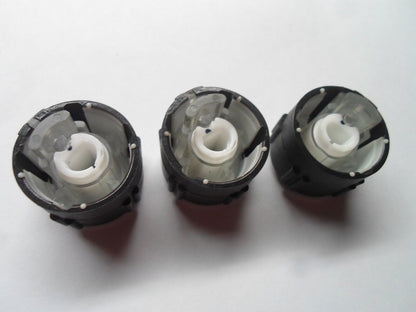 04 05 06 07 CHEVY MALIBU  CLIMATE CONTROL HVAC KNOB SET  OEM FREE SHIPPING! - RarePartsFinder.Com
