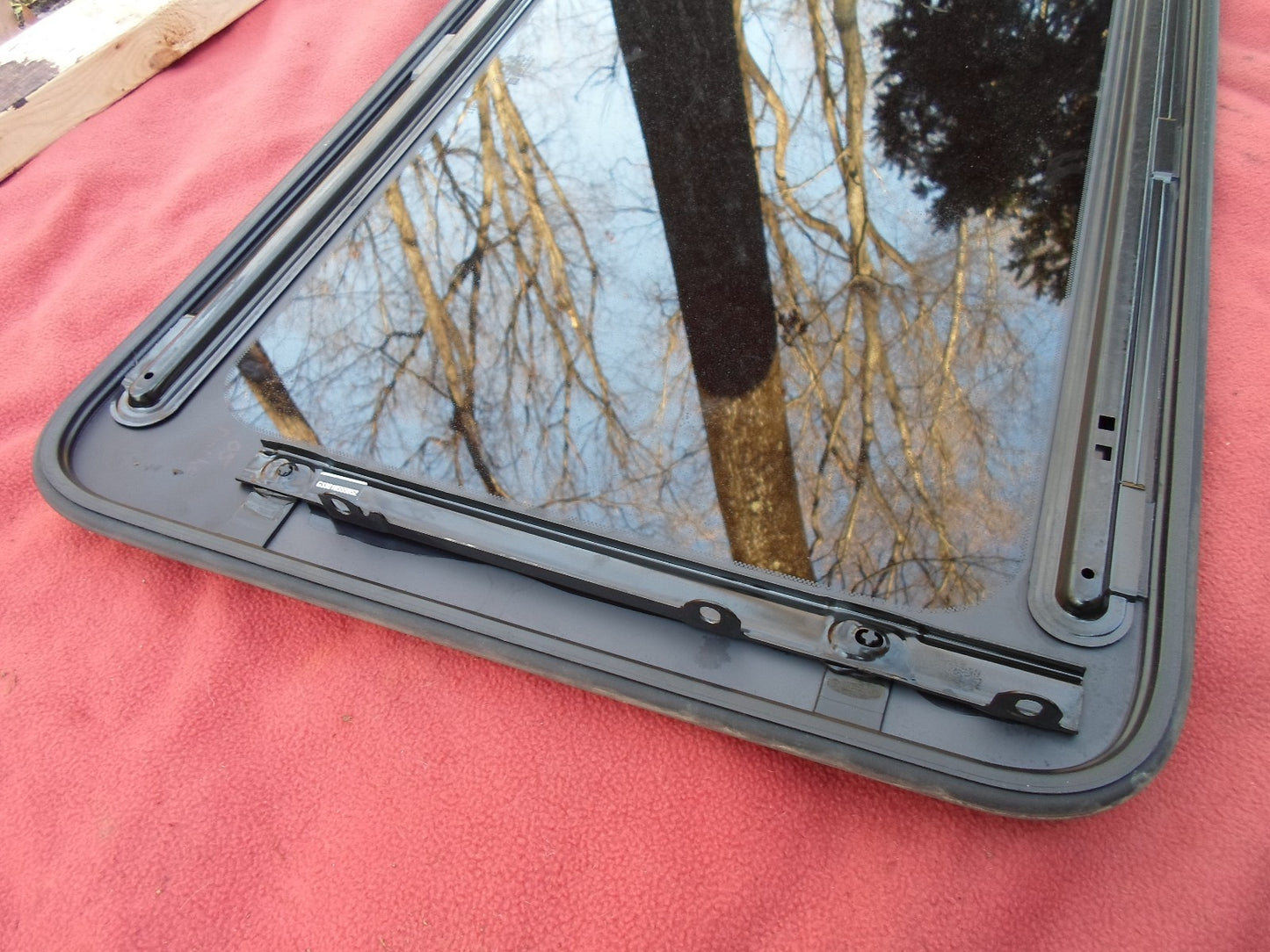 2010 CHEVY MALIBU OEM FACTORY YEAR SPECIFIC SUNROOF GLASS