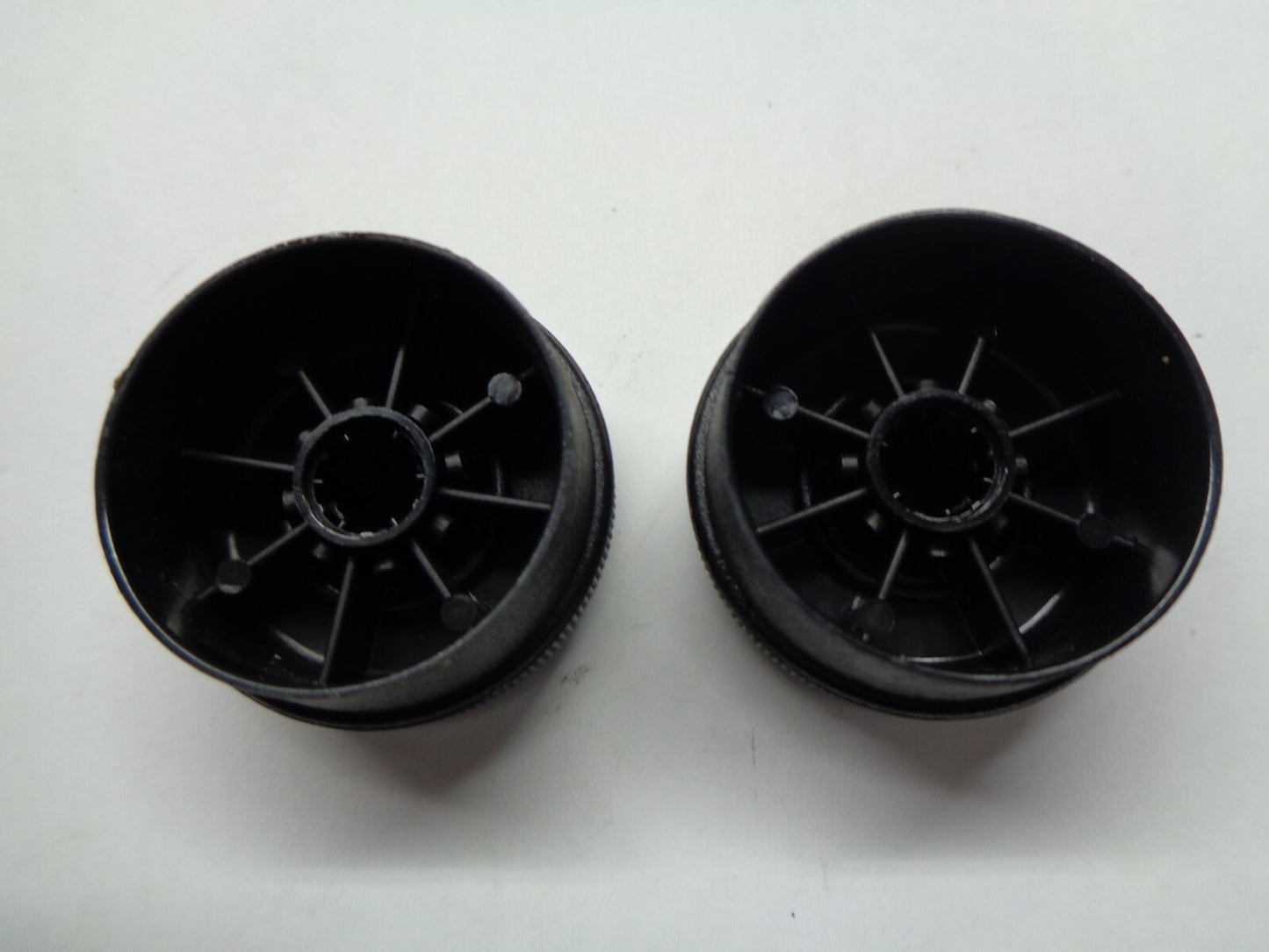 05 06 07 JEEP CHEROKEE RADIO STEREO CONTROL TUNER KNOB SET OEM FREE SHIPPING!