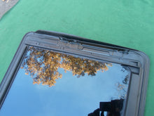 1997 MERCEDES BENZ E320 YEAR SPECIFIC OEM SUNROOF GLASS FREE SHIPPING! - RarePartsFinder.Com