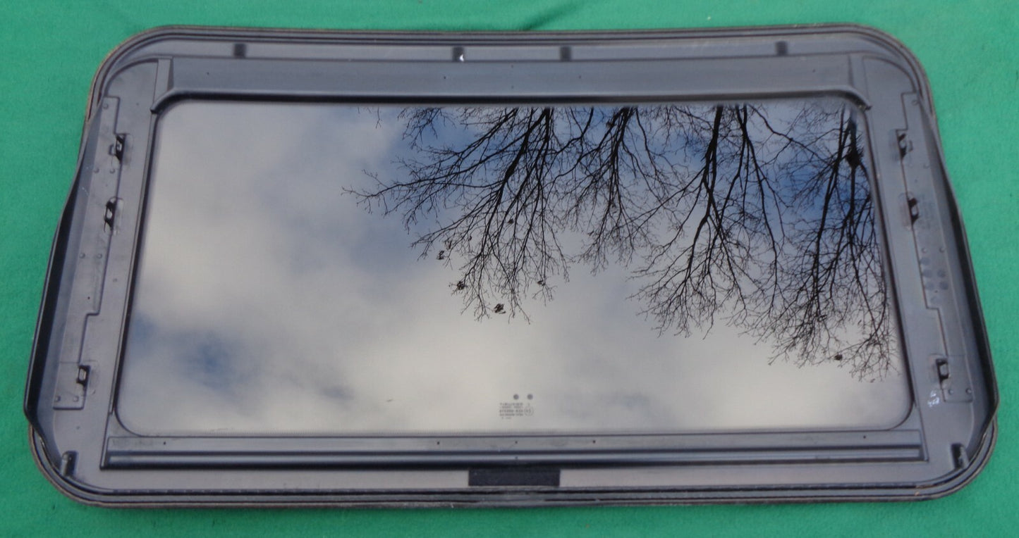2009 PORSCHE CAYENNE YEAR SPECIFIC OEM FACTORY SUNROOF GLASS FREE SHIPPING!