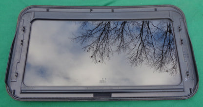 2009 PORSCHE CAYENNE YEAR SPECIFIC OEM FACTORY SUNROOF GLASS FREE SHIPPING!