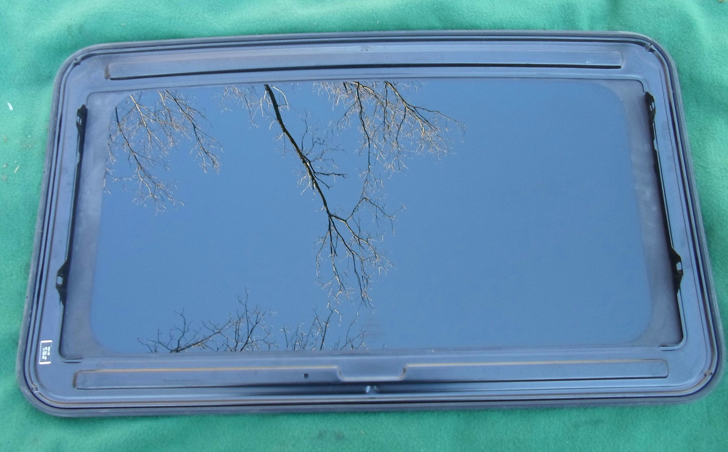 2001 LINCOLN LS OEM YEAR SPECIFIC SUNROOF GLASS NO ACCIDENT