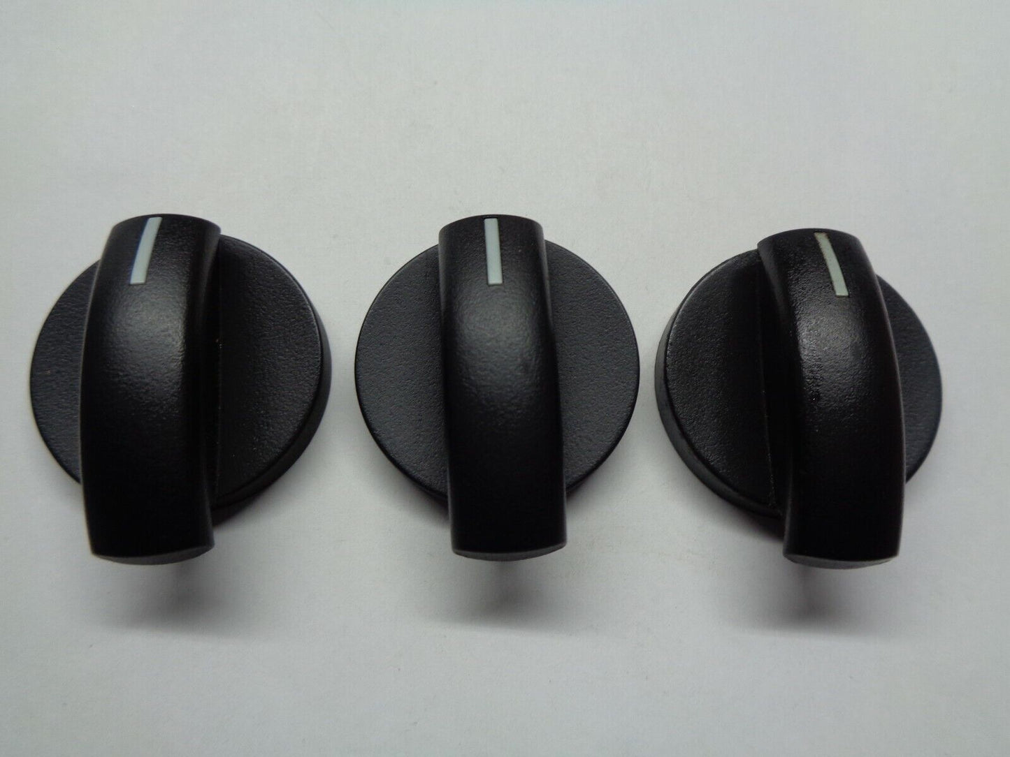 2005 2006 2007 FORD 500 FIVE HUNDRED CLIMATE CONTROL KNOB SET OEM FREE SHIPPING - RarePartsFinder.Com