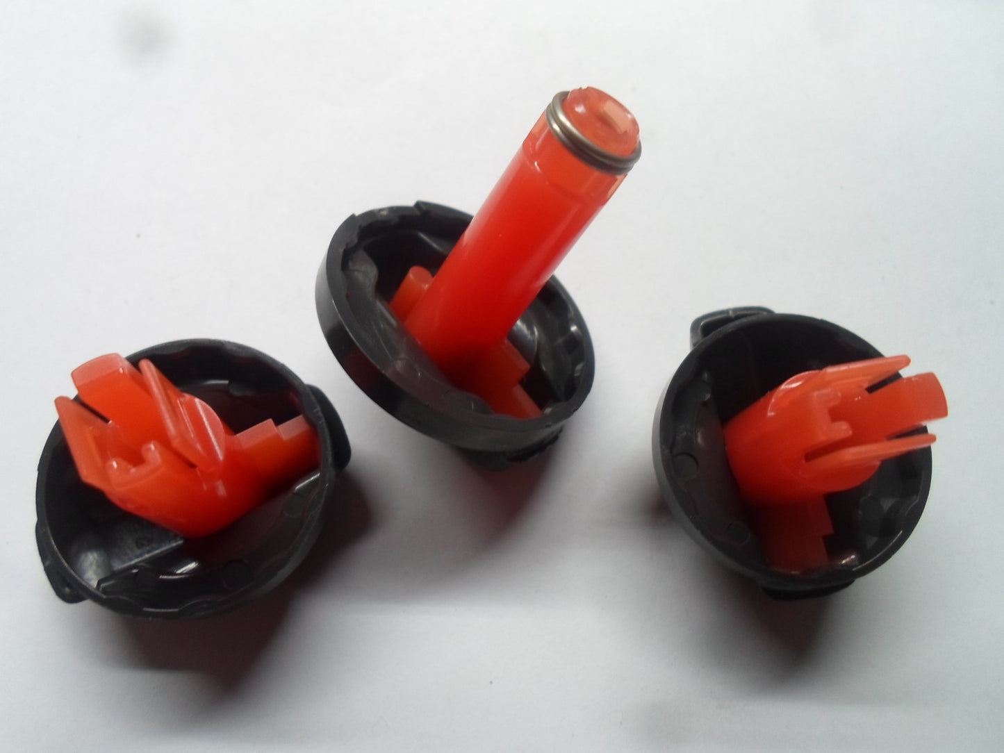 07 - 11 SUBARU IMPREZA  OEM AC HEATER CLIMATE CONTROL KNOB SET