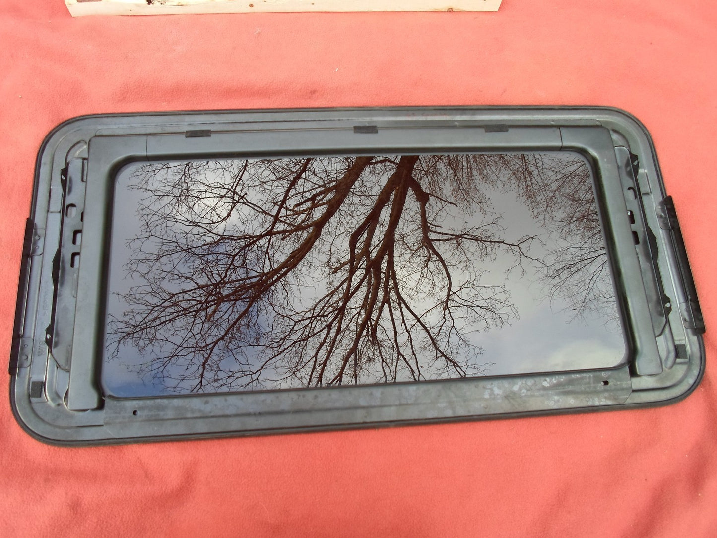 2003 HYUNDAI SONATA OEM YEAR SPECIFIC SUNROOF GLASS NO ACCIDENT FREE SHIPPING! - RarePartsFinder.Com
