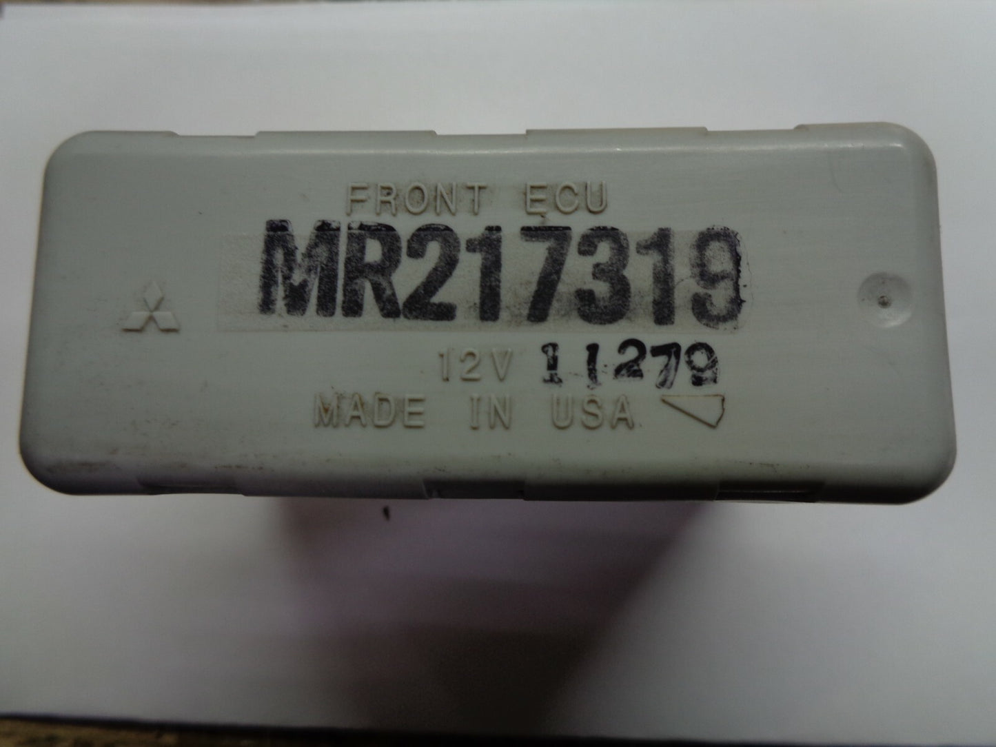 MITSUBISHI FRONT ECU RELAY UNIT MR217319 OEM TESTED FREE SHIPPING!