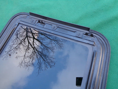 2010 - 2019 FORD TAURUS OEM FACTORY SUNROOF GLASS NO ACCIDENT FREE SHIPPING! - RarePartsFinder.Com