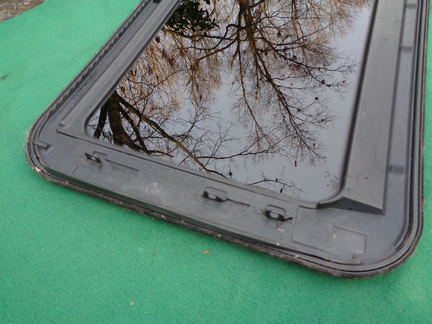 2012 VOLKSWAGON VW GTI YEAR SPECIFIC SUNROOF GLASS OEM NO ACCIDENT FREE SHIPPING