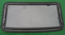 98 99 00 01 02 03 TOYOTA SIENNA OEM FACTORY SUNROOF GLASS PANEL  63201-08010; 6320108010