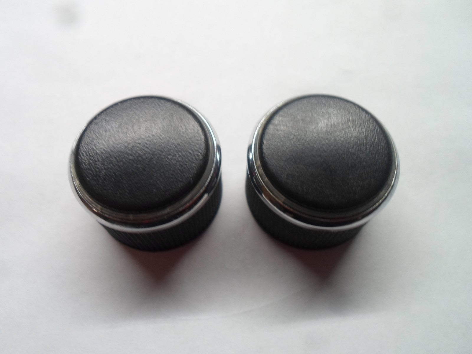 09 10 11 12 DODGE AVENGER RADIO STEREO TUNER KNOB SET CHROME OEM FREE SHIP