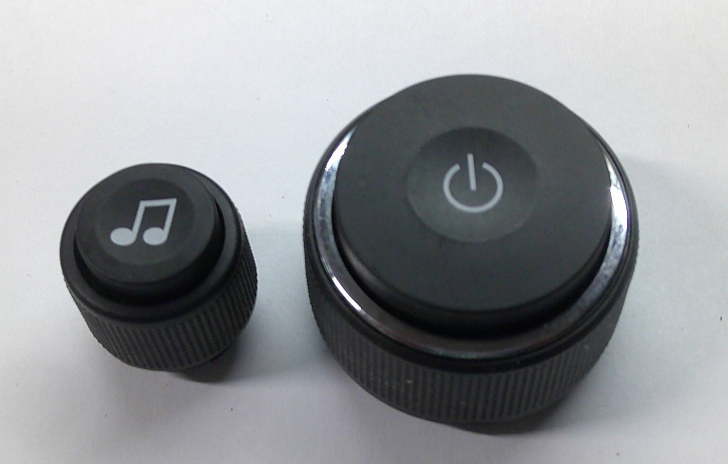 07 08 09 CHEVY EQUINOX RADIO STEREO CONTROL KNOB SET OEM - RarePartsFinder.Com