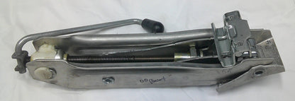 2000 - 2005 Volkswagon Jetta Passat OEM Spare Tire Emergency Jack 8L0011031A