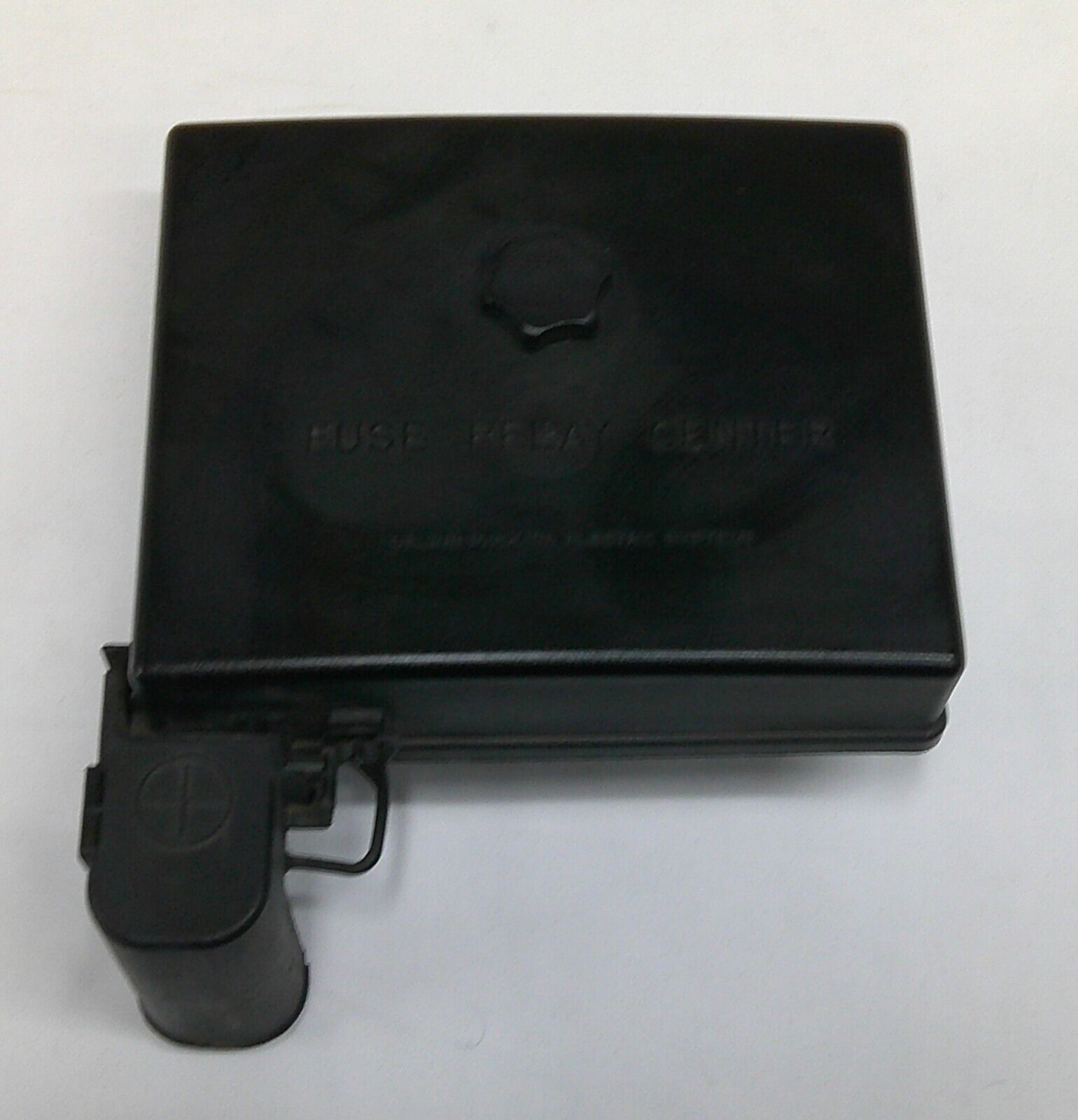 1998 - 2003 Chevy Malibu Under the Hood Fuse Relay Box Cover Lid Black B7 - RarePartsFinder.Com