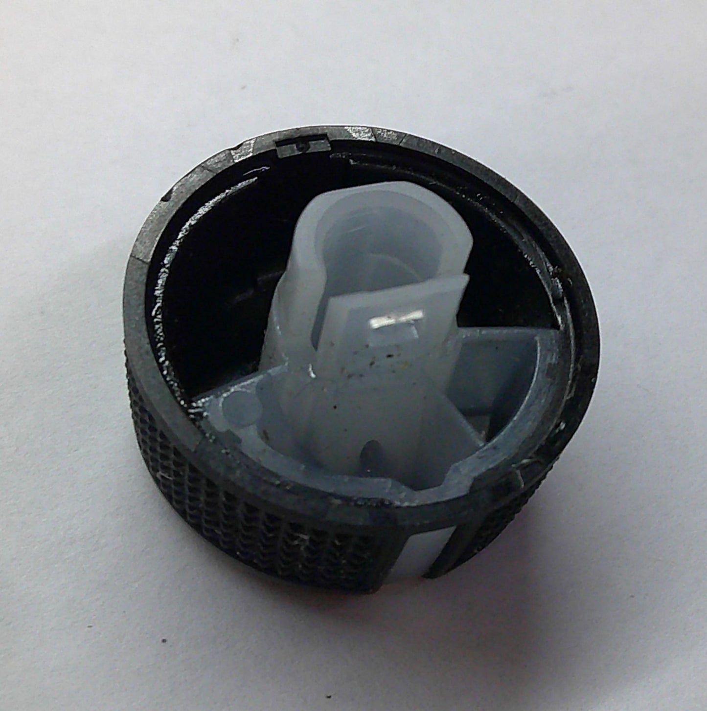 2011 TOYOTA YARIS RADIO STEREO TUNER VOLUME KNOB GENUINE OEM