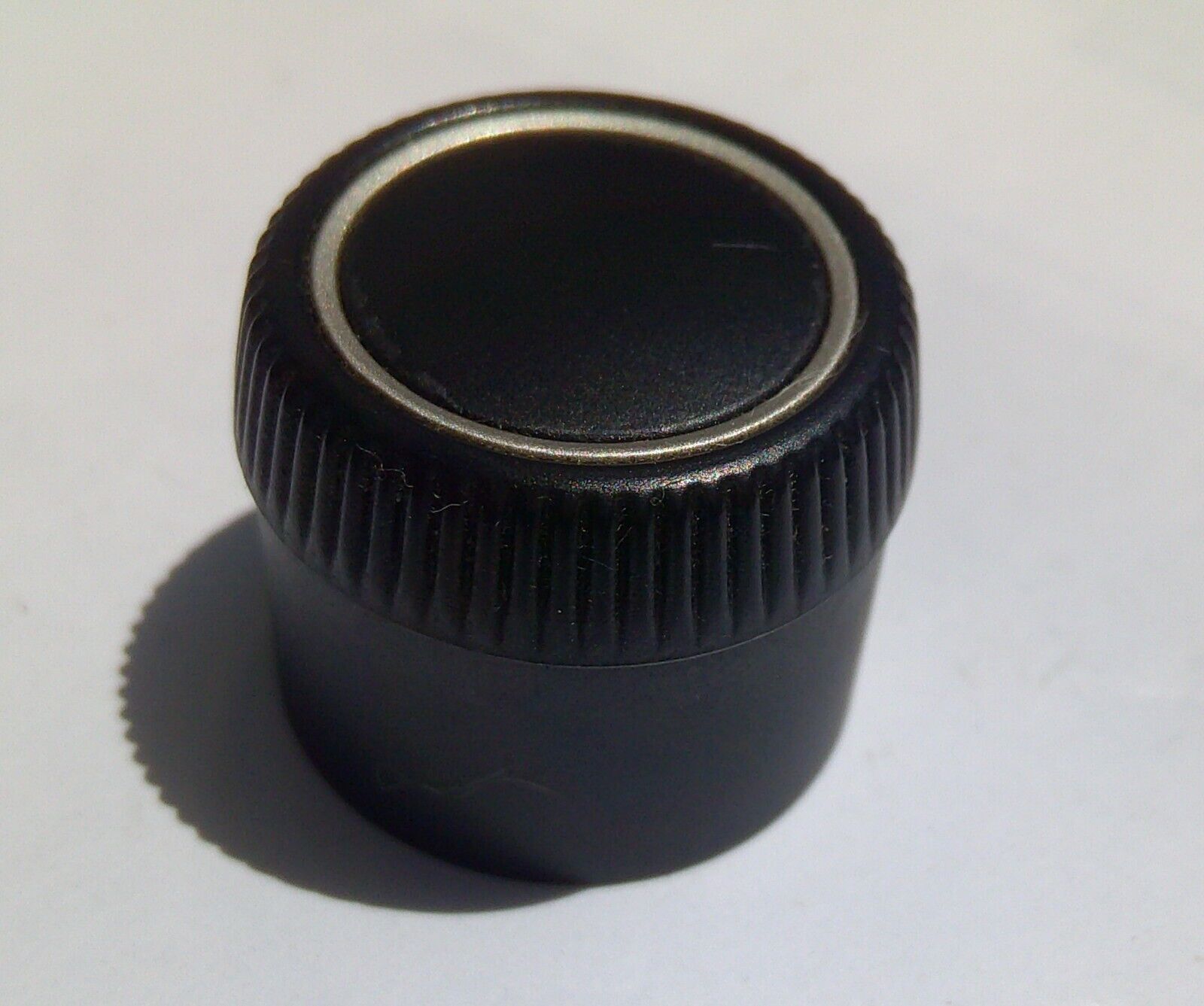 2009 KIA BORREGO RADIO STEREO TUNER CONTROL KNOB OEM FREE SHIPPING! - RarePartsFinder.Com