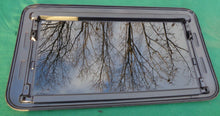 2001 2002 2003 TOYOTA HIGHLANDER OEM SUNROOF GLASS NO ACCIDENT FREE SHIPPING! - RarePartsFinder.Com