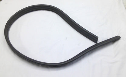 2010 - 2017 Volvo XC60 Cowel Engine Compartment Weatherstrip 30799290 W7 - RarePartsFinder.Com