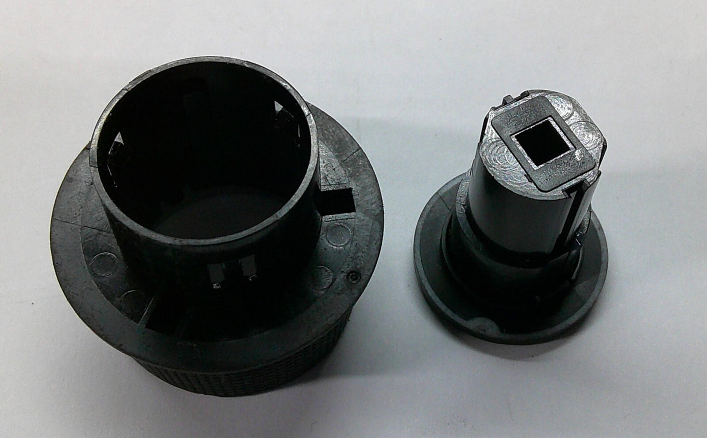 2012 - 2018 DODGE JOURNEY RADIO STEREO TUNER VOLUME KNOB SET  68209666AE OEM