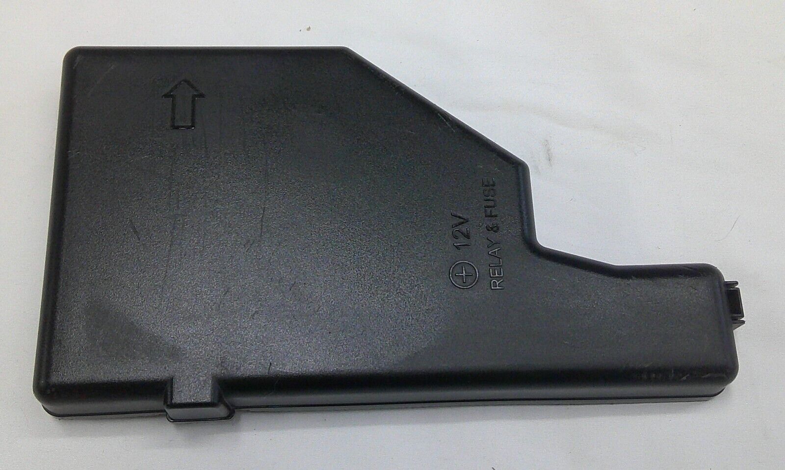 2005 - 2009 Toyota Prius Fuse Box Relay Cover Lid OEM  82662-47051 B9 - RarePartsFinder.Com