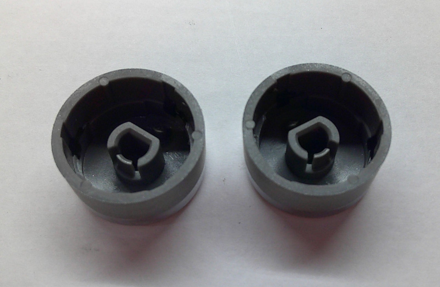 2005 - 2007 TOYOTA AVALON RADIO STEREO TUNER KNOB SET OEM - RarePartsFinder.Com