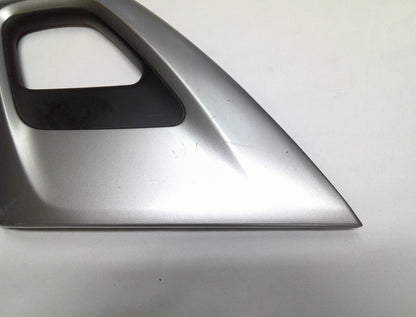 13 - 17 Hyundai Veloster Turbo passenger Front Door Handle Grip Trim RH B3 - RarePartsFinder.Com