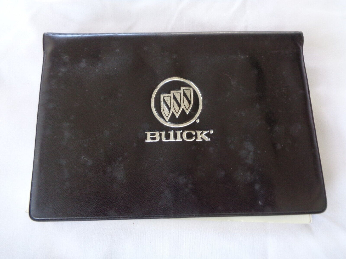 2002 BUICK CENTURY OWNERS MANUAL WITH CASE OEM FREE SHIPPING!