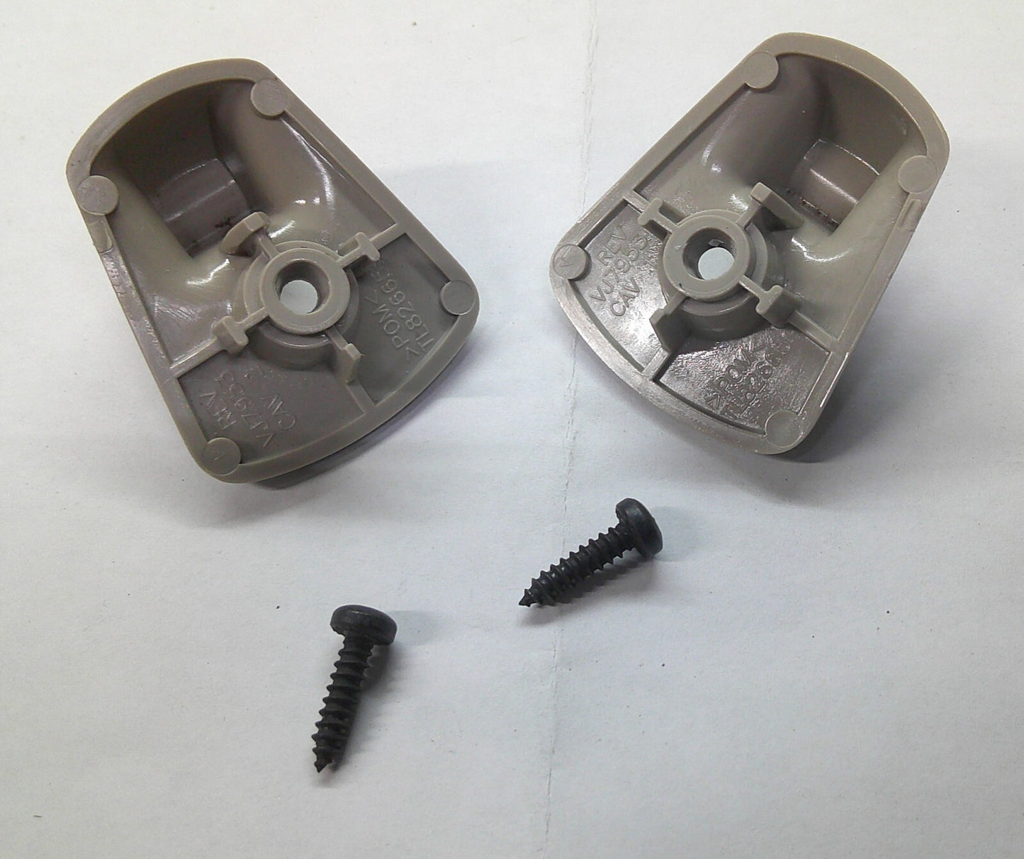 2004 - 2006 CHRYSLER PACIFICA SUN VISOR CLIP SET W/MOUNT SCREW OEM FREE SHIP SC1