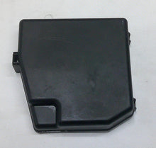 2007 - 2012 Toyota Yaris 2008 - 2014 Scion XD Relay Fuse Cover Lid R2