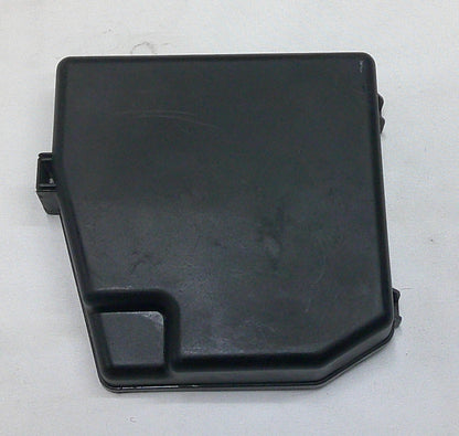 2007 - 2012 Toyota Yaris 2008 - 2014 Scion XD Relay Fuse Cover Lid R2