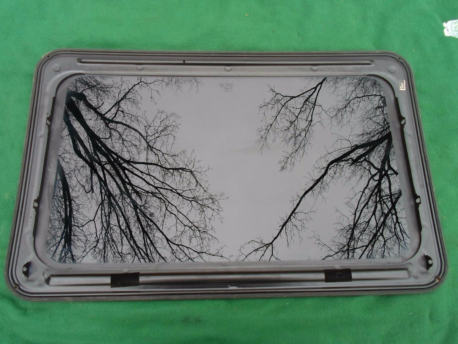 2000 YEAR SPECIFIC CHEVROLET IMPALA OEM FACTORY SUNROOF GLASS FREE SHIPPING