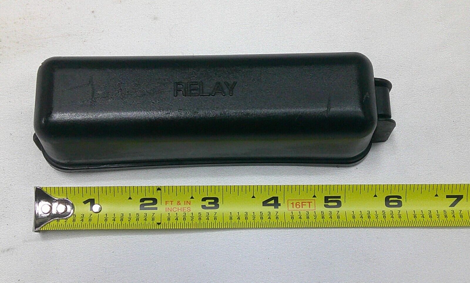 2001 Toyota Avalon Engine Compartment Fuse Relay Cover OEM R2 - RarePartsFinder.Com