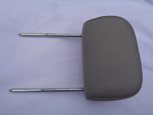 04 - 08 CHRYSLER PACIFICA REAR SEAT L R HEADREST GRAY CLEAN OEM FREE SHIPPING R1