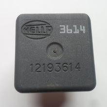 GM HELLA OEM RELAY 12193614  1 YEAR WARRANTY TESTED FREE SHIPPING GM2