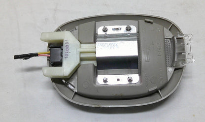01 02 03 04 05 Chrysler PT cruiser overhead ceiling dome light  R1