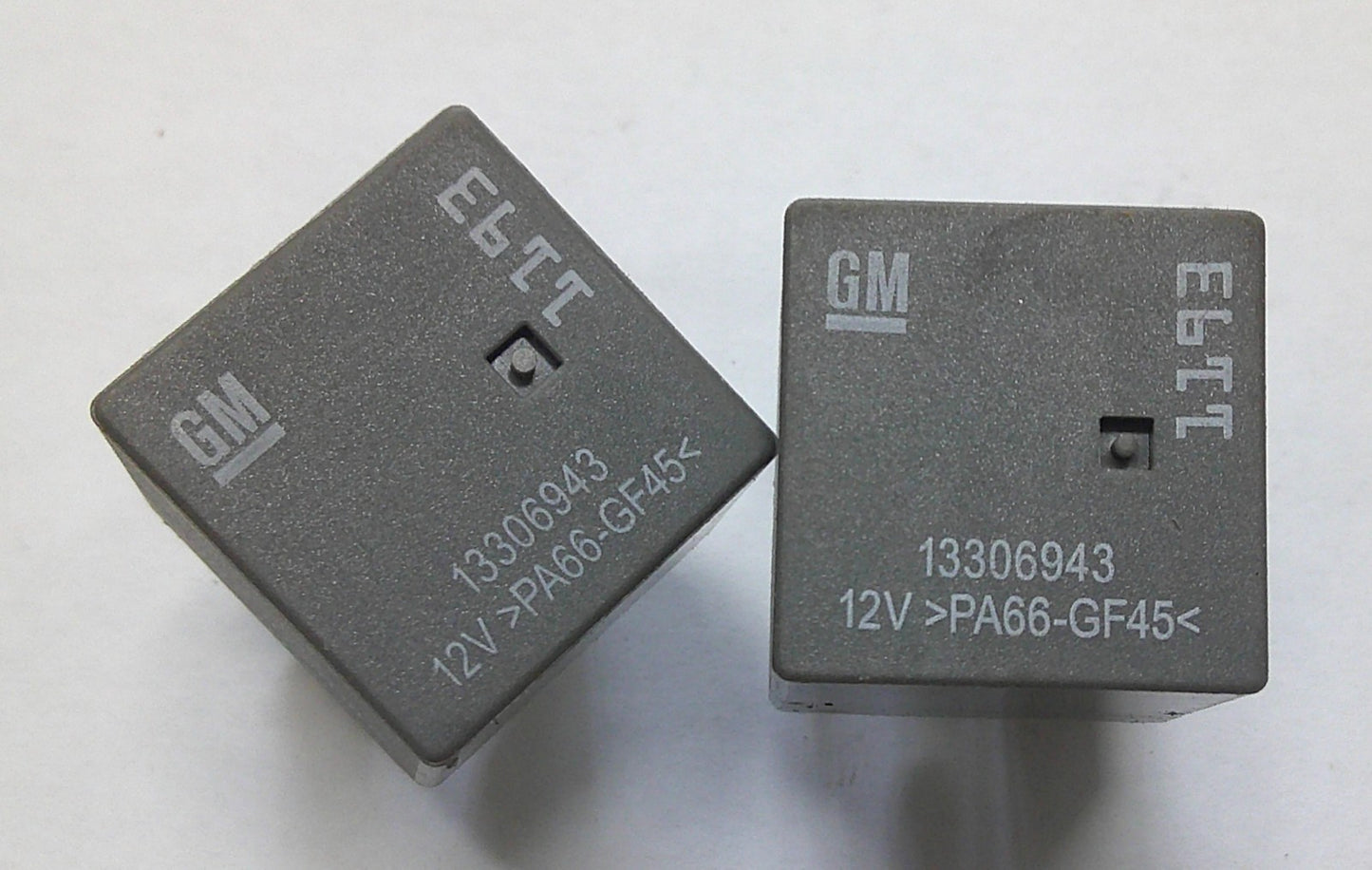 GM OEM 13306943  1193 2 PIECE RELAY SET  1 WARRANTY TESTED GM9