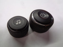 07 08 09 10 11 CHEVY TRAVERSE  RADIO STEREO CONTROL KNOB SET OEM